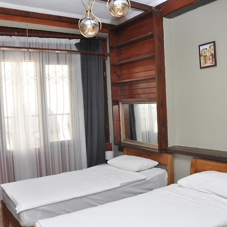 La Casa Carina Bed & Breakfast อันตัลยา ภายนอก รูปภาพ