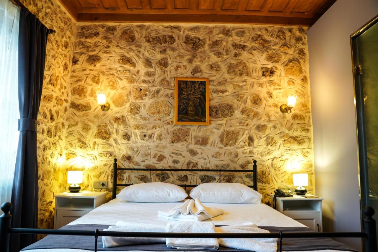 La Casa Carina Bed & Breakfast อันตัลยา ภายนอก รูปภาพ