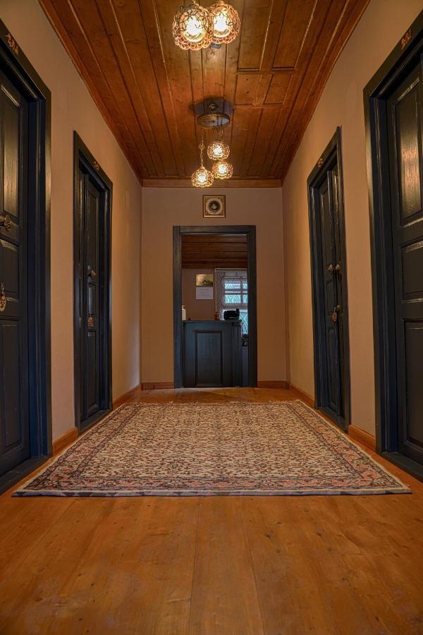 La Casa Carina Bed & Breakfast อันตัลยา ภายนอก รูปภาพ