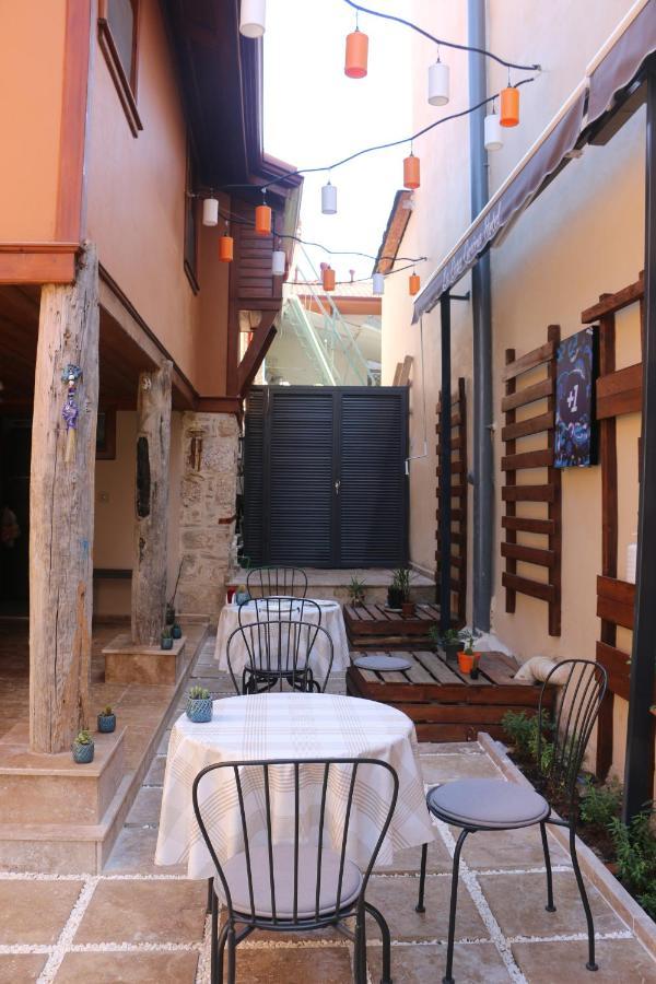 La Casa Carina Bed & Breakfast อันตัลยา ภายนอก รูปภาพ