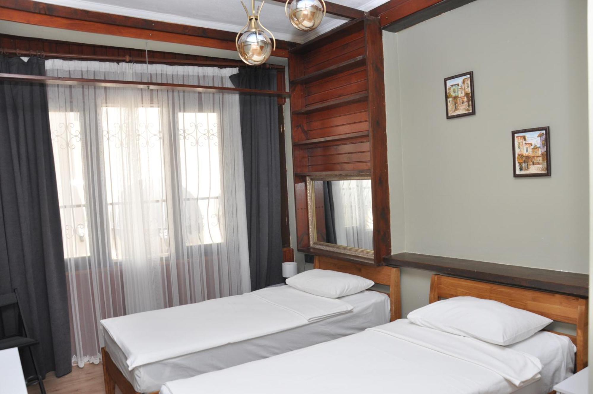 La Casa Carina Bed & Breakfast อันตัลยา ภายนอก รูปภาพ