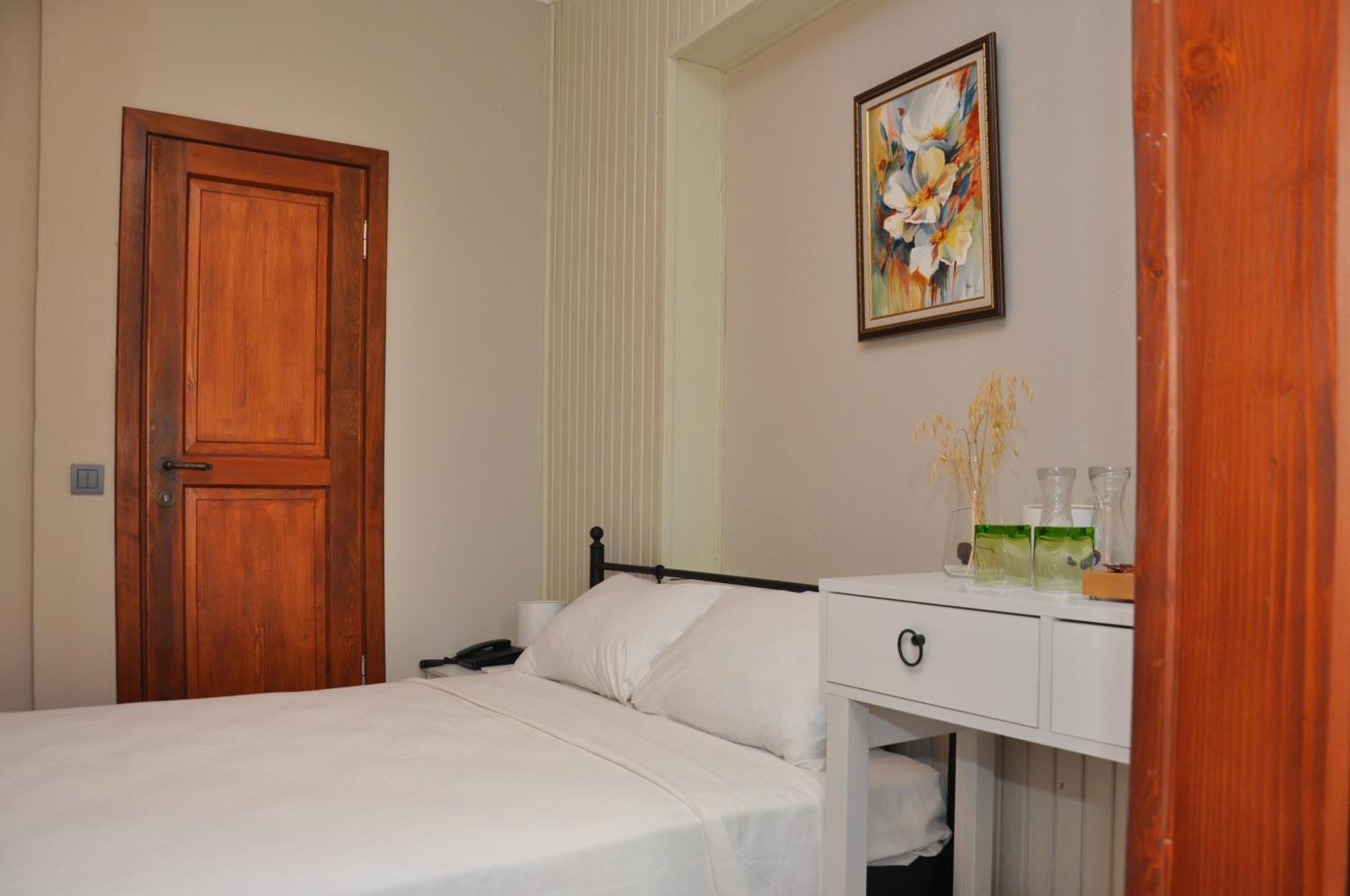 La Casa Carina Bed & Breakfast อันตัลยา ภายนอก รูปภาพ