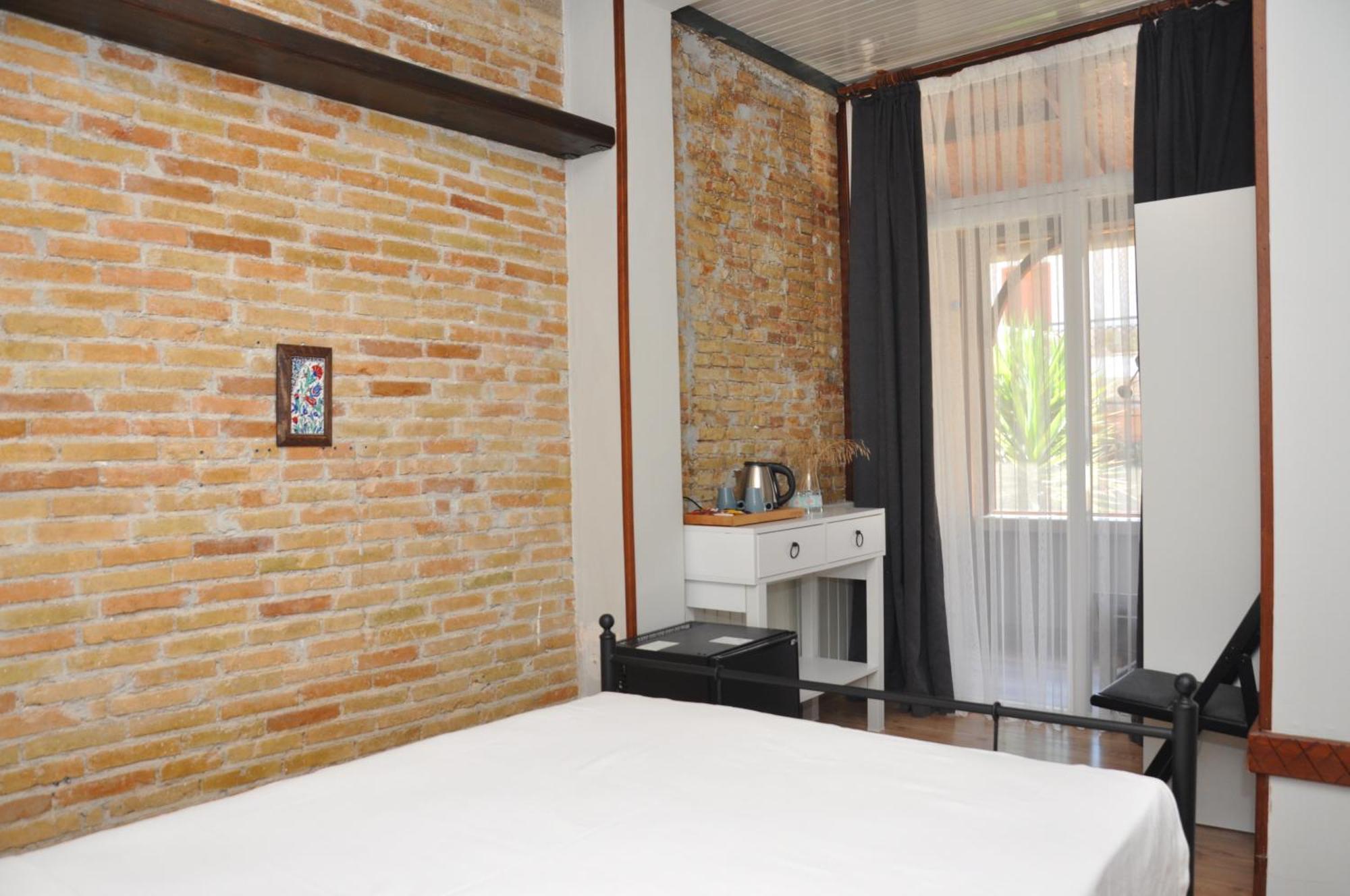 La Casa Carina Bed & Breakfast อันตัลยา ภายนอก รูปภาพ