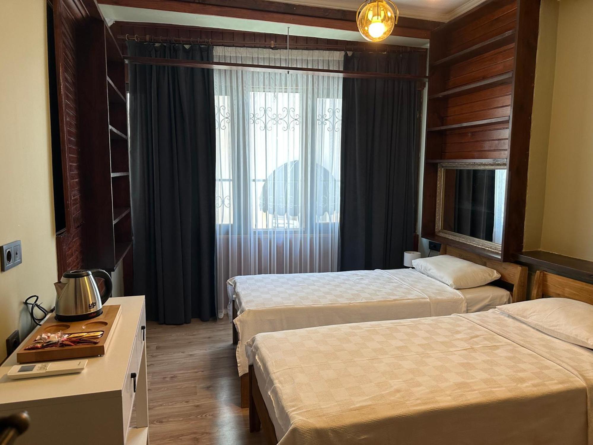 La Casa Carina Bed & Breakfast อันตัลยา ภายนอก รูปภาพ